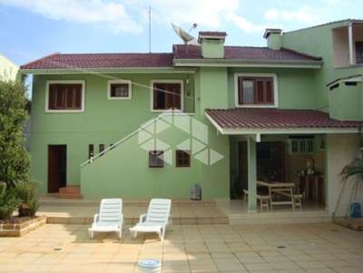 Casa, 3 quartos, 242 m² - Foto 1