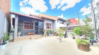 Casa, 3 quartos, 90 m² - Foto 1