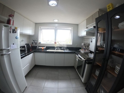 Casa, 3 quartos, 280 m² - Foto 1