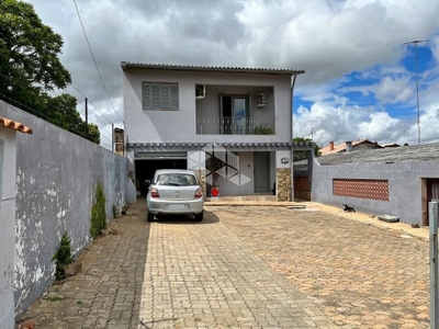 Casa, 4 quartos, 300 m² - Foto 1