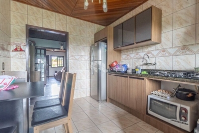 Casa, 5 quartos, 150 m² - Foto 2