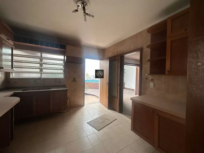 Casa, 3 quartos, 242 m² - Foto 4