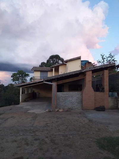 Chácara, 3 quartos, 6000 m² - Foto 1