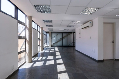 Prédio Inteiro, 400 m² - Foto 1