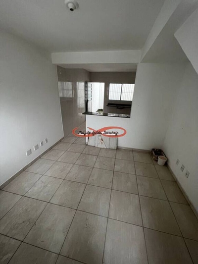 Casa, 2 quartos, 61 m² - Foto 1