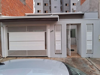 Casa, 2 quartos, 138 m² - Foto 1