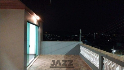 Casa, 3 quartos, 210 m² - Foto 2