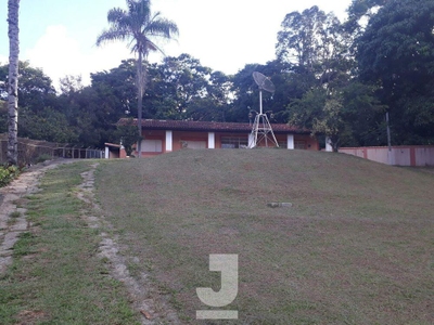 Chácara, 4 quartos, 4700 m² - Foto 1