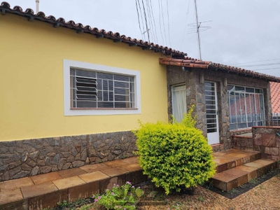 Casa, 4 quartos, 193 m² - Foto 2