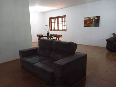 Chácara, 3 quartos, 2520 m² - Foto 1