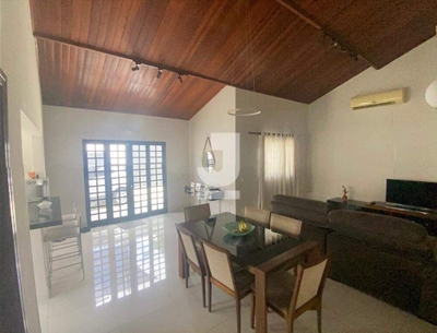 Casa, 3 quartos, 200 m² - Foto 3