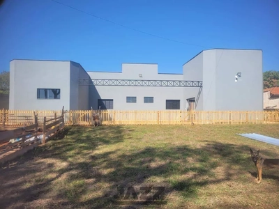 Chácara, 3 quartos, 1000 m² - Foto 1