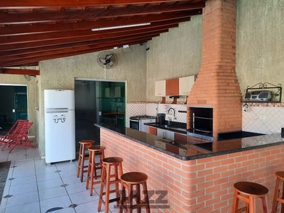 Casa, 2 quartos, 202 m² - Foto 1