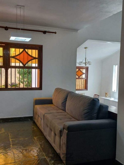 Casa, 5 quartos, 278 m² - Foto 1