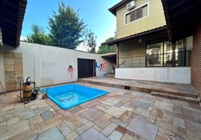 Sobrado, 3 quartos, 245 m² - Foto 1