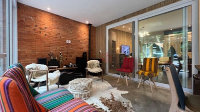 Casa de Condomínio, 4 quartos - Foto 1