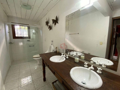 Casa, 3 quartos, 236 m² - Foto 5