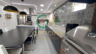 Cobertura, 3 quartos, 289 m² - Foto 5