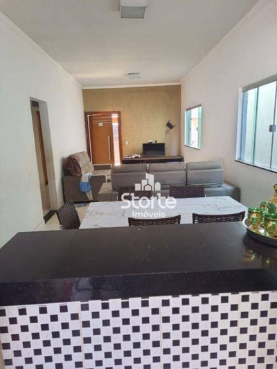 Casa, 3 quartos, 180 m² - Foto 2