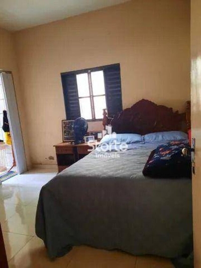 Casa, 4 quartos, 250 m² - Foto 5