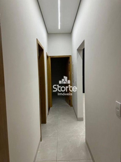 Casa, 3 quartos, 141 m² - Foto 2