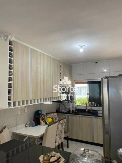 Casa, 3 quartos, 198 m² - Foto 3