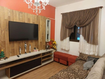 Casa, 6 quartos, 217 m² - Foto 1