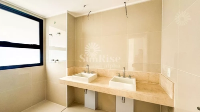 Apartamento, 3 quartos, 196 m² - Foto 1