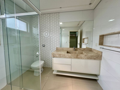 Apartamento, 3 quartos, 240 m² - Foto 2