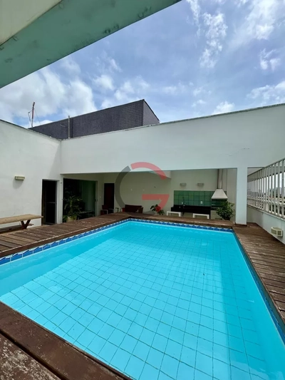 Cobertura, 3 quartos, 240 m² - Foto 1