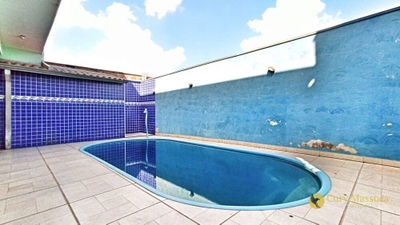 Casa, 4 quartos, 175 m² - Foto 1