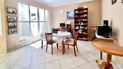 Casa, 4 quartos, 208 m² - Foto 2