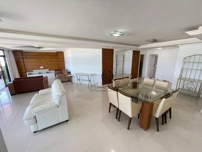 Apartamento, 3 quartos, 218 m² - Foto 2