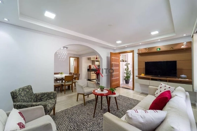 Casa, 3 quartos, 258 m² - Foto 1