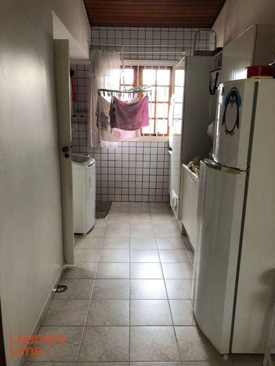 Casa, 4 quartos, 430 m² - Foto 2