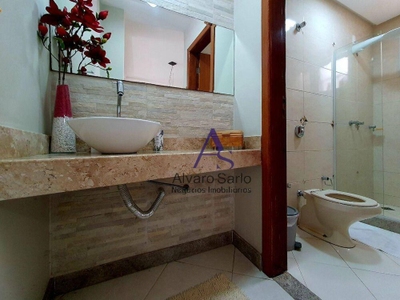 Casa, 4 quartos, 242 m² - Foto 1