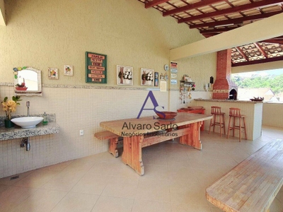 Casa, 4 quartos, 242 m² - Foto 3