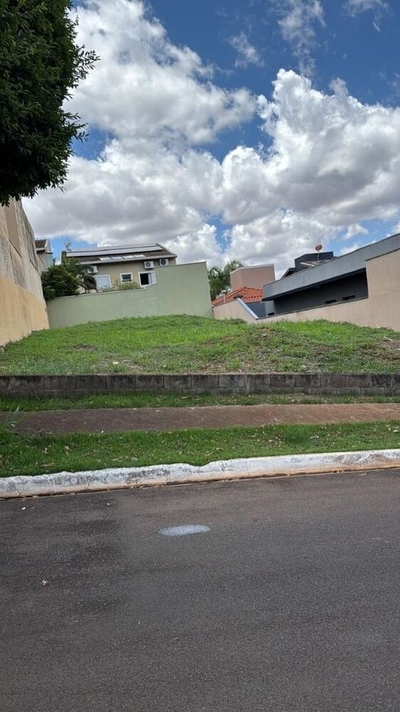 Loteamento e Condomínio, 250 m² - Foto 2