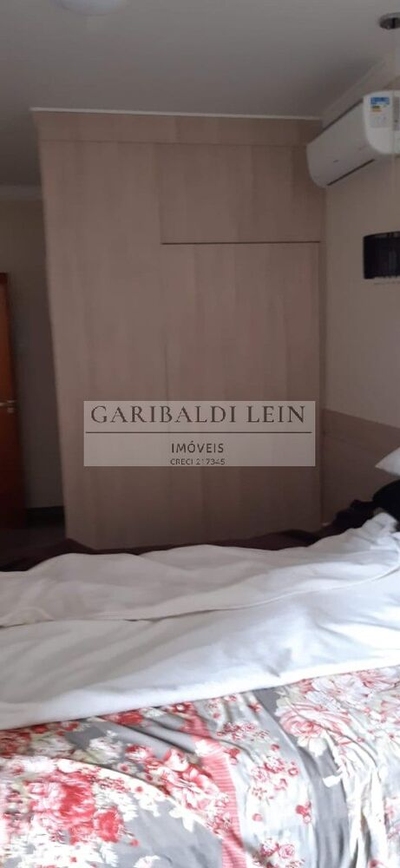 Casa, 6 quartos, 330 m² - Foto 4