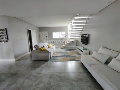 Casa, 3 quartos, 210 m² - Foto 1