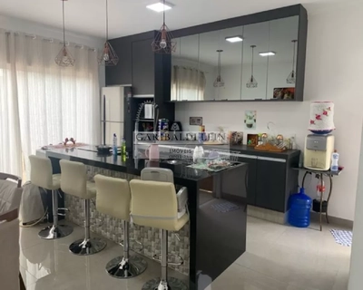 Casa, 3 quartos, 205 m² - Foto 1