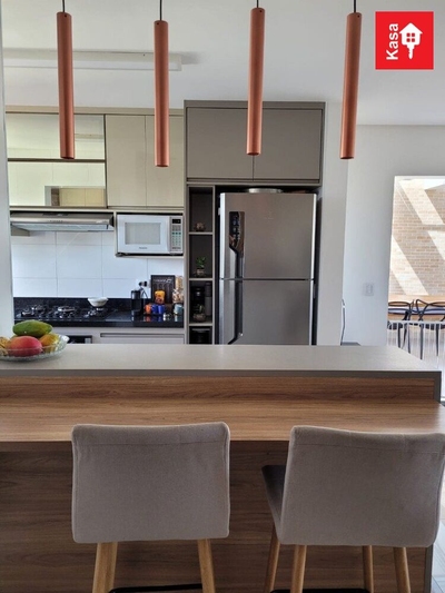 Cobertura, 3 quartos, 197 m² - Foto 2