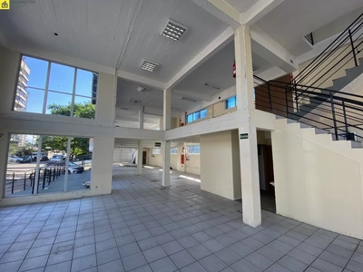 Sala-Conjunto, 1000 m² - Foto 2