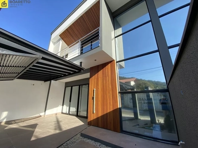 Casa, 3 quartos, 160 m² - Foto 1