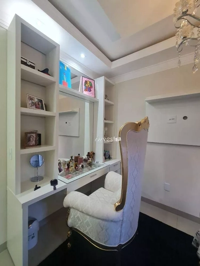 Casa, 3 quartos, 270 m² - Foto 4