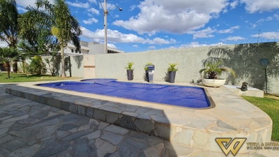 Casa, 5 quartos, 350 m² - Foto 1