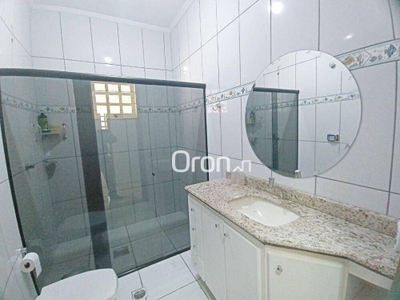 Casa, 3 quartos, 245 m² - Foto 2