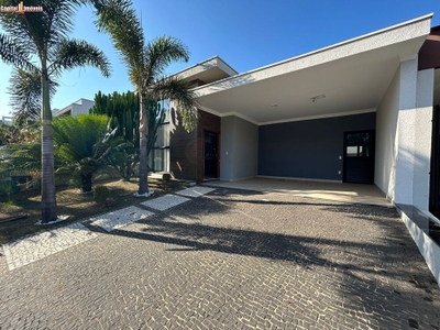 Casa, 3 quartos, 250 m² - Foto 1