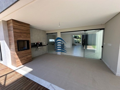 Casa, 4 quartos, 345 m² - Foto 1