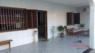 Casa, 4 quartos, 371 m² - Foto 1